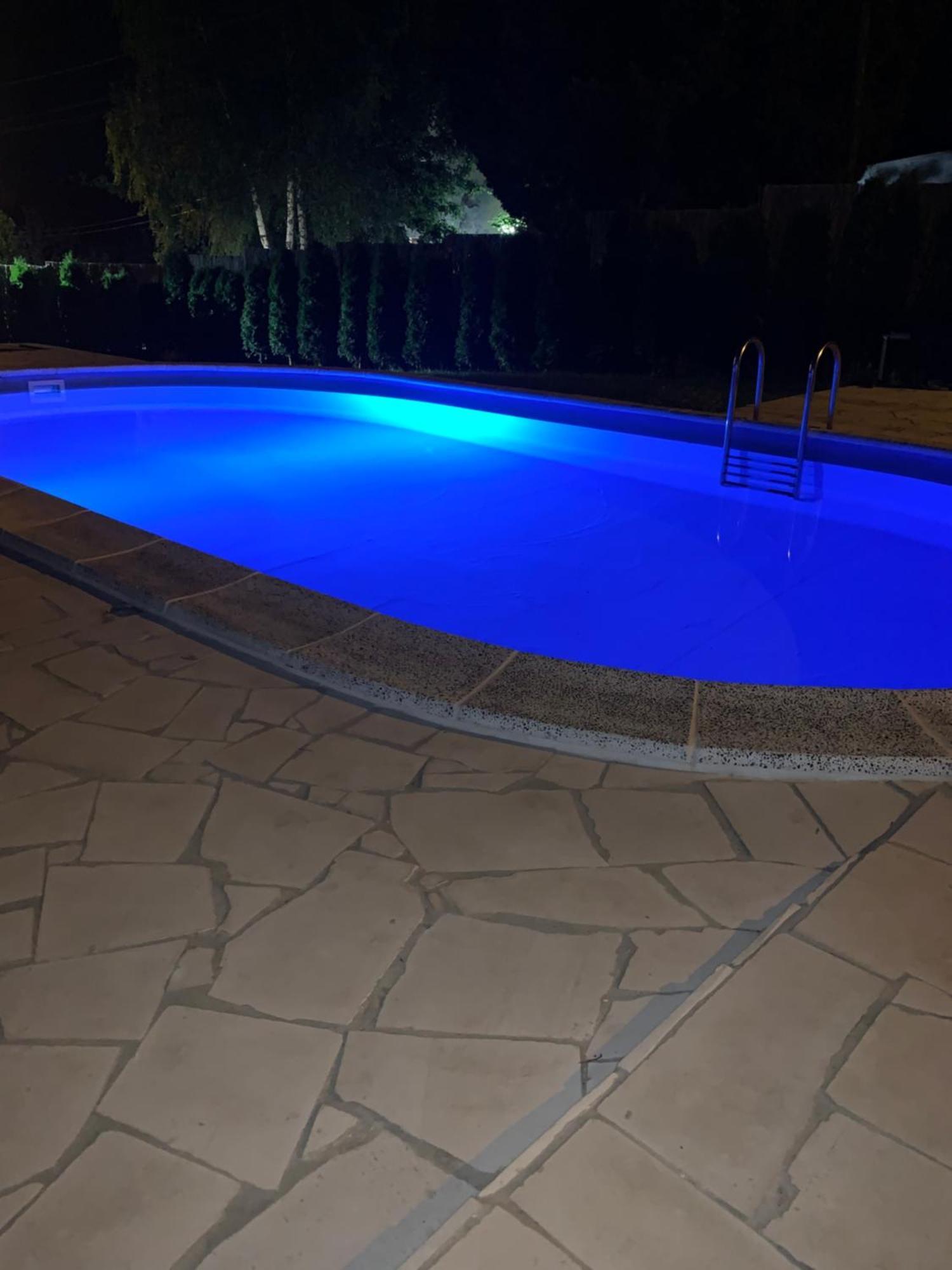 Villa Mika'S Poolhouse Belgrad Exterior foto